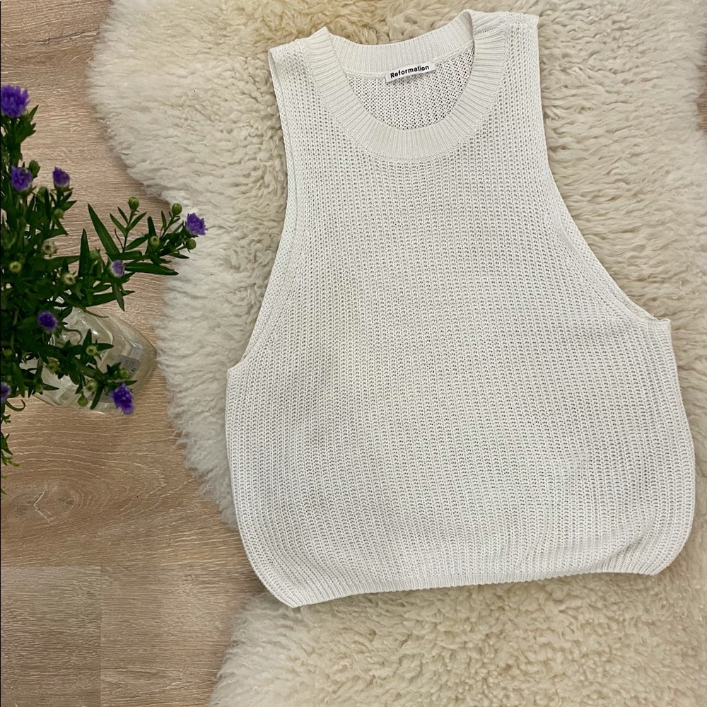 Reformation Lilac top in cream